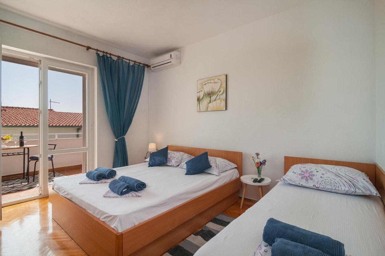 Apartman Neven Podgora Buitenkant foto